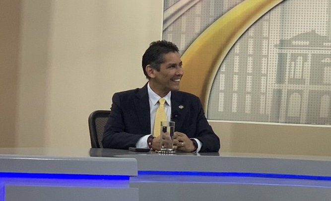 Presidente de ARENA llama traicionero al PCN por "traicionar a la derecha" presidente-de-arena-llama-traicionero-al-pcn-por-traicionar-a-la-derecha